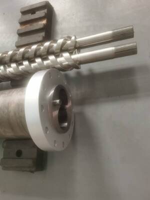 Krauss Maffei Kmd75 평행 쌍둥이 나사 및 배럴